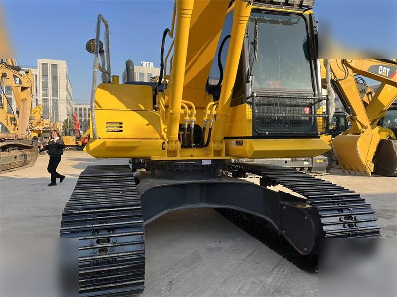 KOMATSU PC200-8N1 - Telakaivukone: kuva KOMATSU PC200-8N1 - Telakaivukone KOMATSU PC200-8N1 - Telakaivukone: kuva KOMATSU PC200-8N1 - Telakaivukone