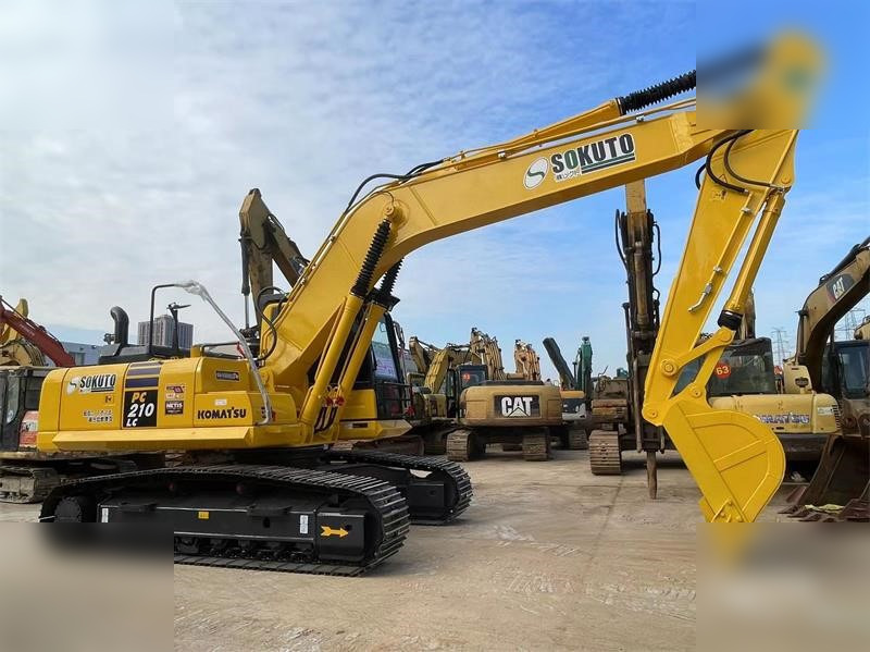 KOMATSU PC210 LC-8 - Telakaivukone: kuva KOMATSU PC210 LC-8 - Telakaivukone KOMATSU PC210 LC-8 - Telakaivukone: kuva KOMATSU PC210 LC-8 - Telakaivukone