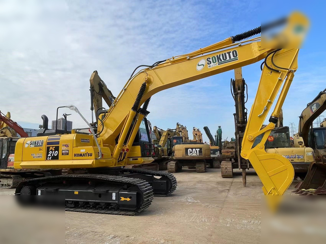 KOMATSU PC210 LC-8 - Telakaivukone: kuva KOMATSU PC210 LC-8 - Telakaivukone KOMATSU PC210 LC-8 - Telakaivukone: kuva KOMATSU PC210 LC-8 - Telakaivukone