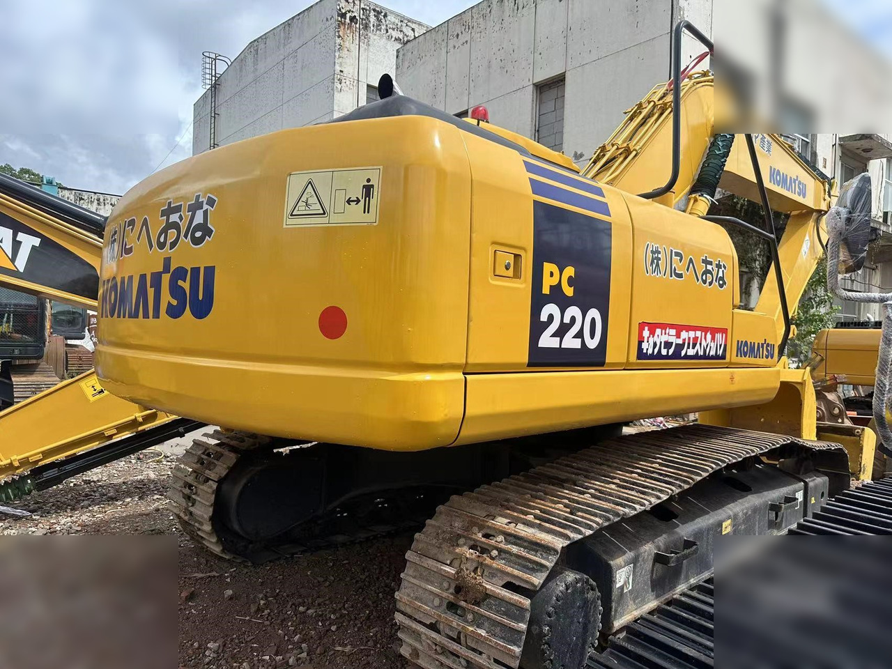 KOMATSU PC220-7 - Telakaivukone: kuva KOMATSU PC220-7 - Telakaivukone KOMATSU PC220-7 - Telakaivukone: kuva KOMATSU PC220-7 - Telakaivukone