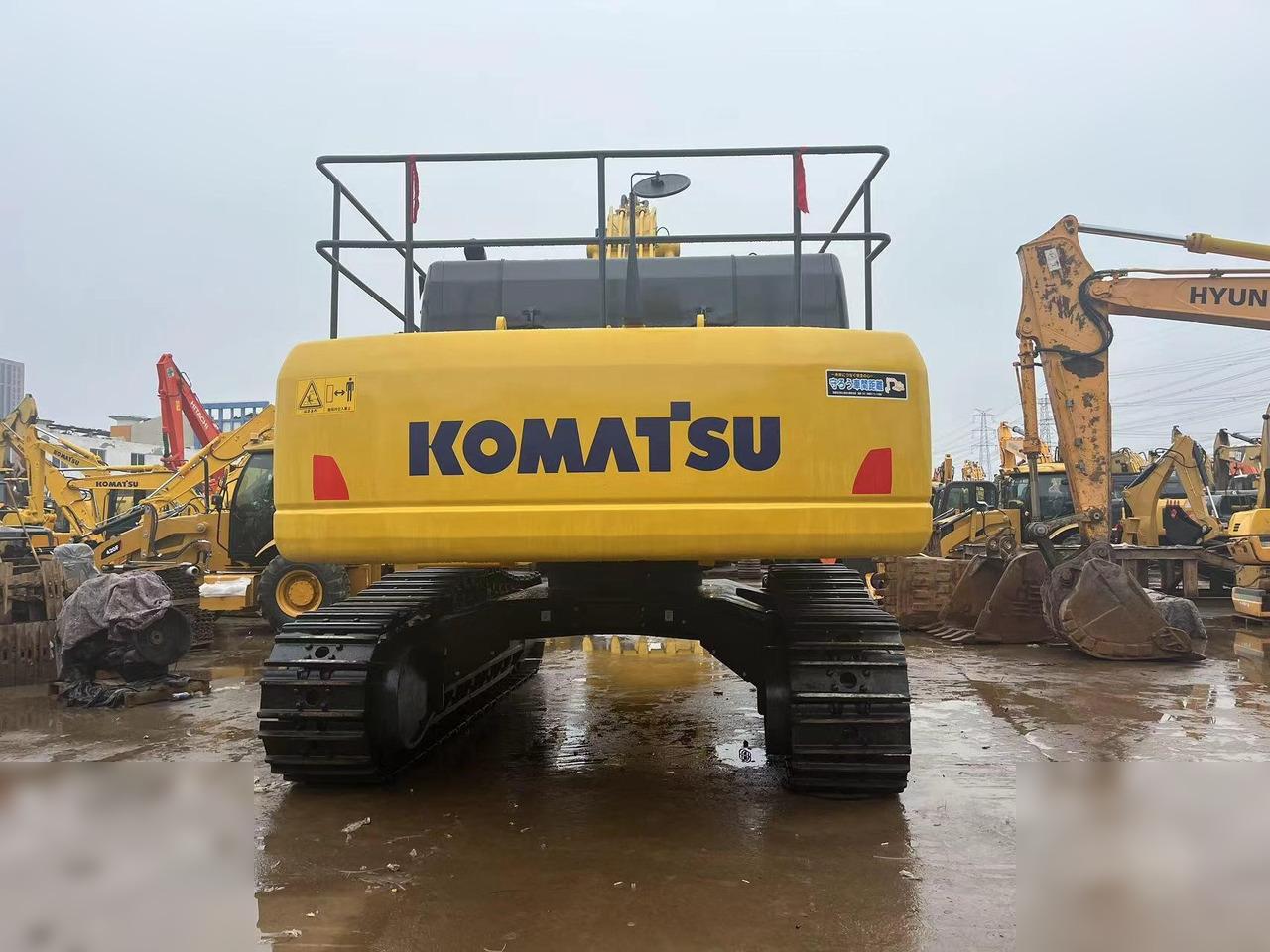 KOMATSU PC450-8 - Telakaivukone: kuva KOMATSU PC450-8 - Telakaivukone KOMATSU PC450-8 - Telakaivukone: kuva KOMATSU PC450-8 - Telakaivukone