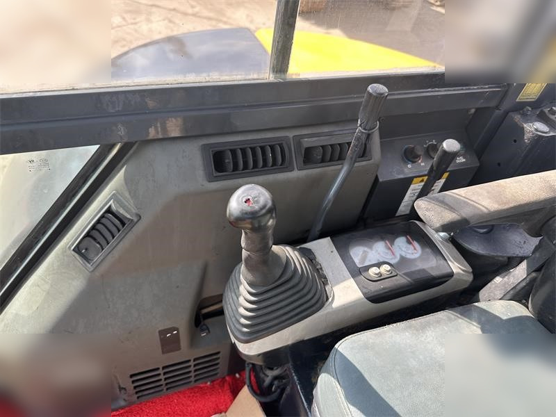KOMATSU PC55MR-2 - Minikuormaaja: kuva KOMATSU PC55MR-2 - Minikuormaaja KOMATSU PC55MR-2 - Minikuormaaja: kuva KOMATSU PC55MR-2 - Minikuormaaja