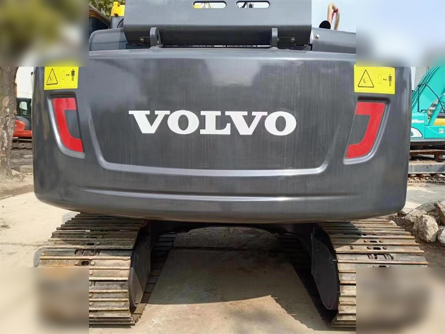 VOLVO EC140DL - Telakaivukone: kuva VOLVO EC140DL - Telakaivukone VOLVO EC140DL - Telakaivukone: kuva VOLVO EC140DL - Telakaivukone