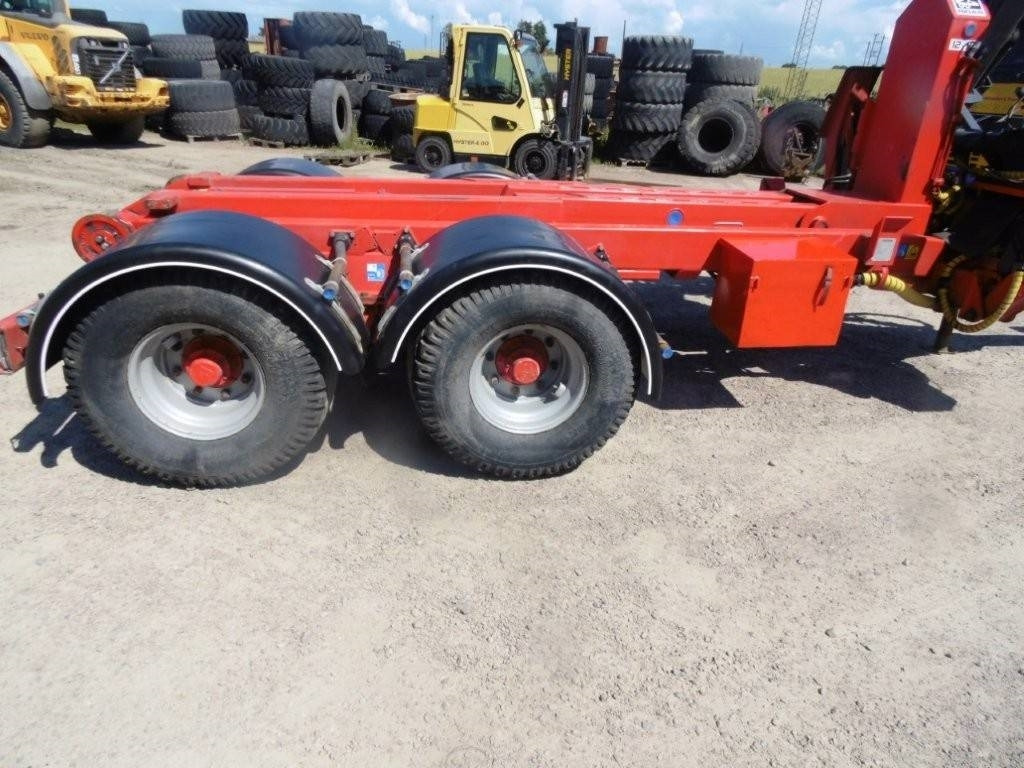 Bigab 12-15 - Maatalous perävaunu: kuva Bigab 12-15 - Maatalous perävaunu Bigab 12-15 - Maatalous perävaunu: kuva Bigab 12-15 - Maatalous perävaunu