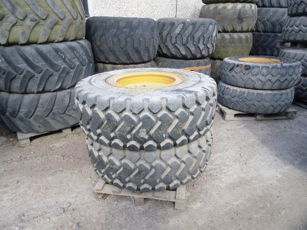 Michelin 17,5x25 - Rengas - Rakennuskoneet: kuva Michelin 17,5x25 - Rengas - Rakennuskoneet Michelin 17,5x25 - Rengas - Rakennuskoneet: kuva Michelin 17,5x25 - Rengas - Rakennuskoneet