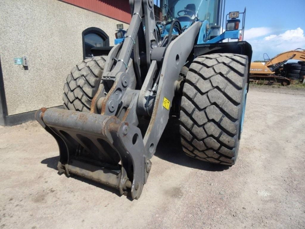 Volvo L 220 G - Pyöräkuormaaja: kuva Volvo L 220 G - Pyöräkuormaaja Volvo L 220 G - Pyöräkuormaaja: kuva Volvo L 220 G - Pyöräkuormaaja