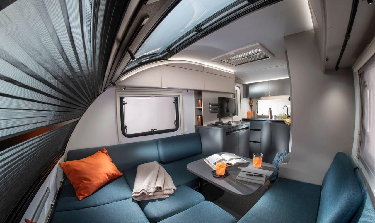 Adria Action 391 LH Sports*Fußboden-Temp*Schwenk-Tisch - Asuntovaunu: kuva Adria Action 391 LH Sports*Fußboden-Temp*Schwenk-Tisch - Asuntovaunu Adria Action 391 LH Sports*Fußboden-Temp*Schwenk-Tisch - Asuntovaunu: kuva Adria Action 391 LH Sports*Fußboden-Temp*Schwenk-Tisch - Asuntovaunu