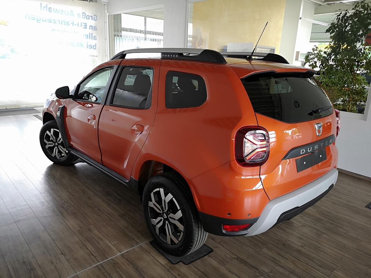 Dacia Duster Prestige Tce 130*KLIMA*SHZ*R-KAM*DAB*NAVI - Maasturi/ Katumaasturi: kuva Dacia Duster Prestige Tce 130*KLIMA*SHZ*R-KAM*DAB*NAVI - Maasturi/ Katumaasturi Dacia Duster Prestige Tce 130*KLIMA*SHZ*R-KAM*DAB*NAVI - Maasturi/ Katumaasturi: kuva Dacia Duster Prestige Tce 130*KLIMA*SHZ*R-KAM*DAB*NAVI - Maasturi/ Katumaasturi