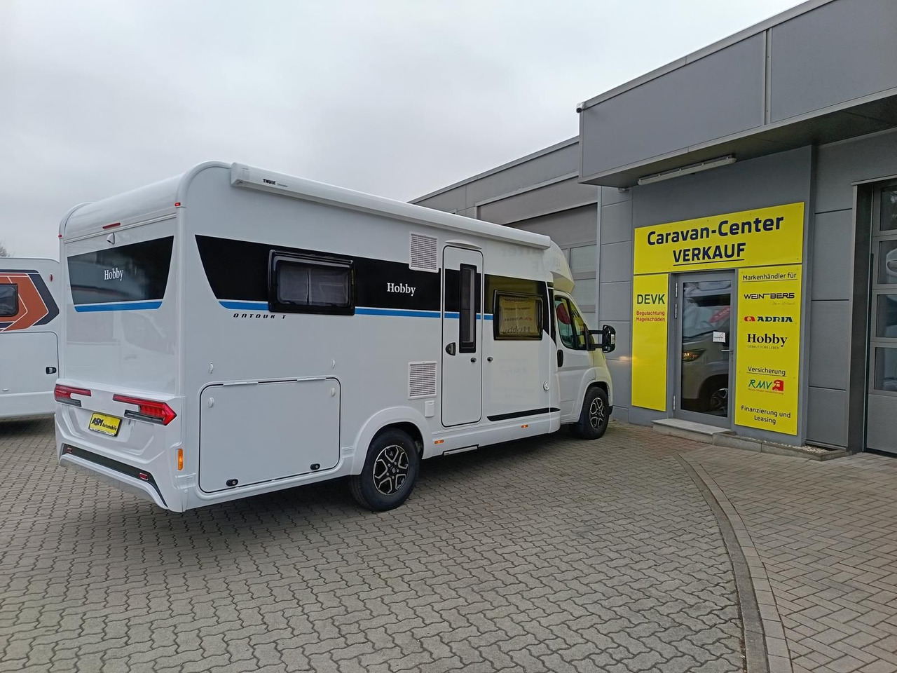 Hobby Ontour T 700 FH*180PS*CAMPERNET*LITHIUM*MARKISE* - Puoli-integroitu asuntoauto: kuva Hobby Ontour T 700 FH*180PS*CAMPERNET*LITHIUM*MARKISE* - Puoli-integroitu asuntoauto Hobby Ontour T 700 FH*180PS*CAMPERNET*LITHIUM*MARKISE* - Puoli-integroitu asuntoauto: kuva Hobby Ontour T 700 FH*180PS*CAMPERNET*LITHIUM*MARKISE* - Puoli-integroitu asuntoauto
