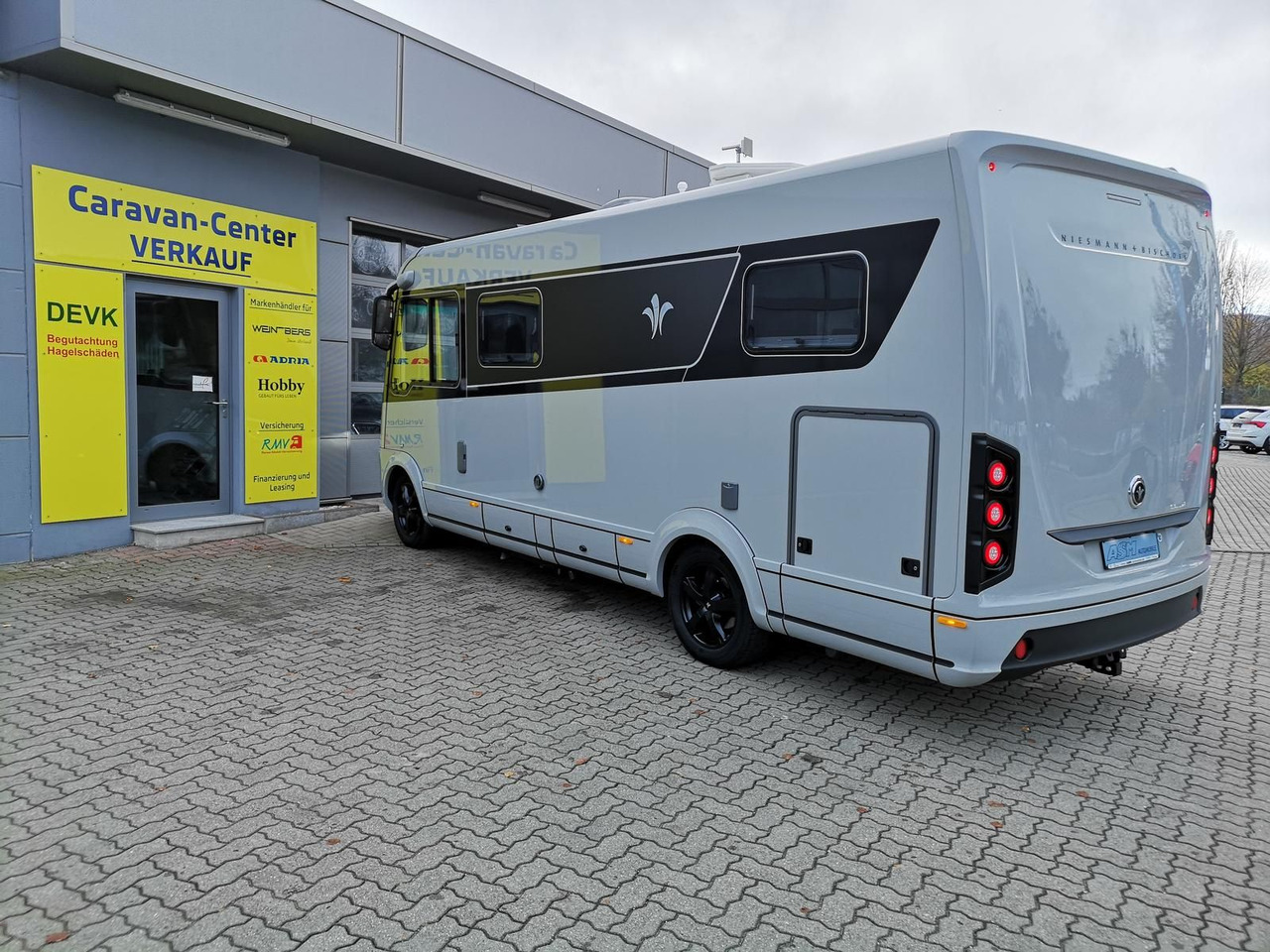Niesmann + Bischoff iSmove 6.9 E 132 kW+AHK+SOLAR+ALDE+KLIMA+NAVI - Integroitu asuntoauto: kuva Niesmann + Bischoff iSmove 6.9 E 132 kW+AHK+SOLAR+ALDE+KLIMA+NAVI - Integroitu asuntoauto Niesmann + Bischoff iSmove 6.9 E 132 kW+AHK+SOLAR+ALDE+KLIMA+NAVI - Integroitu asuntoauto: kuva Niesmann + Bischoff iSmove 6.9 E 132 kW+AHK+SOLAR+ALDE+KLIMA+NAVI - Integroitu asuntoauto