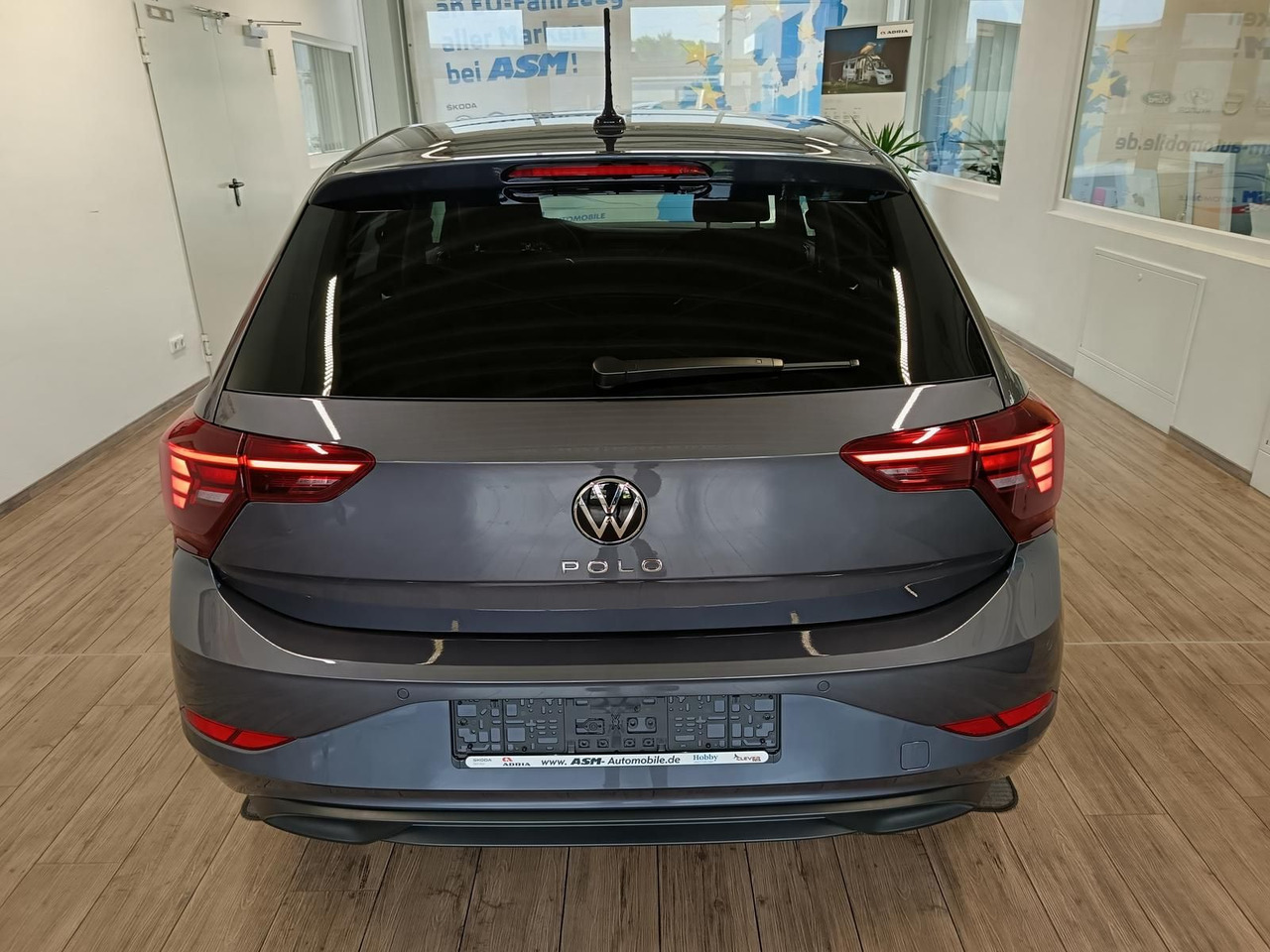 Volkswagen Polo Life 1.0 TSI 70kW DSG*LED*ACC*R-KAM*DAB*PDC - Henkilöauto: kuva Volkswagen Polo Life 1.0 TSI 70kW DSG*LED*ACC*R-KAM*DAB*PDC - Henkilöauto Volkswagen Polo Life 1.0 TSI 70kW DSG*LED*ACC*R-KAM*DAB*PDC - Henkilöauto: kuva Volkswagen Polo Life 1.0 TSI 70kW DSG*LED*ACC*R-KAM*DAB*PDC - Henkilöauto