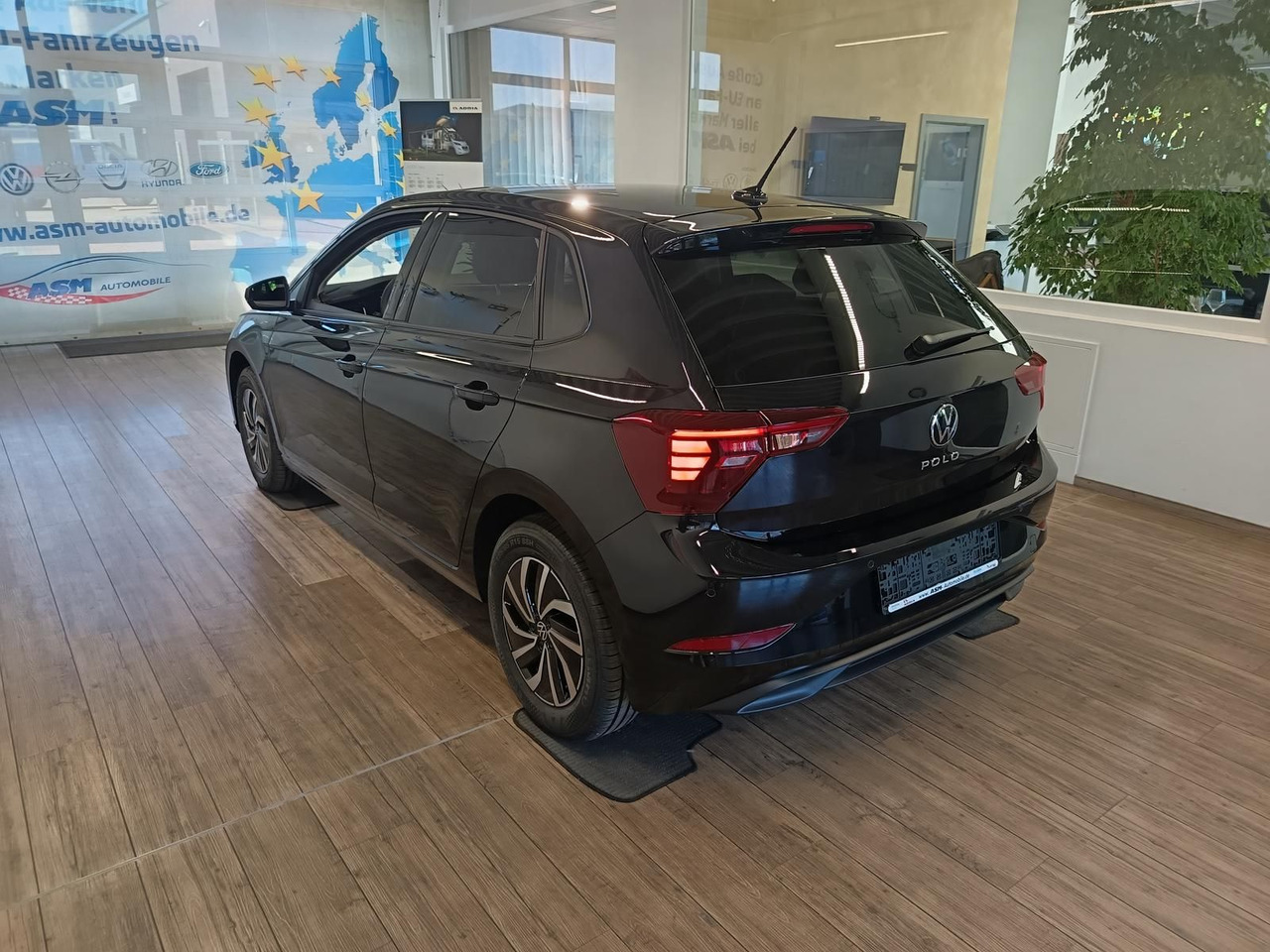 Volkswagen Polo Life 1.0 TSI 70kW DSG*LED*ACC*R-KAM*DAB*PDC - Henkilöauto: kuva Volkswagen Polo Life 1.0 TSI 70kW DSG*LED*ACC*R-KAM*DAB*PDC - Henkilöauto Volkswagen Polo Life 1.0 TSI 70kW DSG*LED*ACC*R-KAM*DAB*PDC - Henkilöauto: kuva Volkswagen Polo Life 1.0 TSI 70kW DSG*LED*ACC*R-KAM*DAB*PDC - Henkilöauto