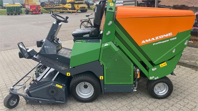 Amazone Profihopper 4WDi 1250 Smartline - Ruohonleikkuri: kuva Amazone Profihopper 4WDi 1250 Smartline - Ruohonleikkuri Amazone Profihopper 4WDi 1250 Smartline - Ruohonleikkuri: kuva Amazone Profihopper 4WDi 1250 Smartline - Ruohonleikkuri