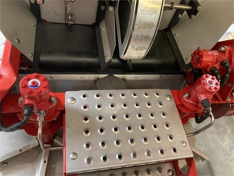 Bredal SGS 2000 Inkl. Lysanlæg, sold og rullepresenning - Hiekoitin - Kunnallis-/ Erikoisajoneuvot: kuva Bredal SGS 2000 Inkl. Lysanlæg, sold og rullepresenning - Hiekoitin - Kunnallis-/ Erikoisajoneuvot Bredal SGS 2000 Inkl. Lysanlæg, sold og rullepresenning - Hiekoitin - Kunnallis-/ Erikoisajoneuvot: kuva Bredal SGS 2000 Inkl. Lysanlæg, sold og rullepresenning - Hiekoitin - Kunnallis-/ Erikoisajoneuvot