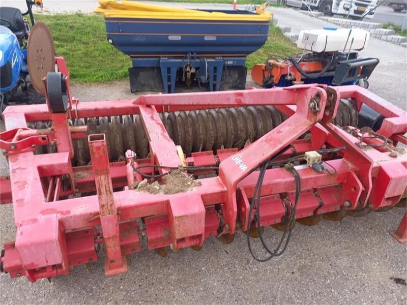 He-Va DISC-ROLLER 4 Meter. - Lautasäes: kuva He-Va DISC-ROLLER 4 Meter. - Lautasäes He-Va DISC-ROLLER 4 Meter. - Lautasäes: kuva He-Va DISC-ROLLER 4 Meter. - Lautasäes