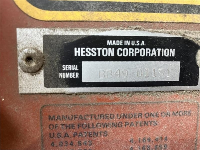 Hesston 4900 - Kanttipaalain: kuva Hesston 4900 - Kanttipaalain Hesston 4900 - Kanttipaalain: kuva Hesston 4900 - Kanttipaalain