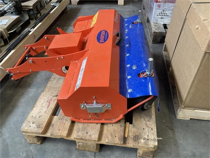 Husqvarna P524X Demo 98 cm slagleklipper - Ruohonleikkuri: kuva Husqvarna P524X Demo 98 cm slagleklipper - Ruohonleikkuri Husqvarna P524X Demo 98 cm slagleklipper - Ruohonleikkuri: kuva Husqvarna P524X Demo 98 cm slagleklipper - Ruohonleikkuri