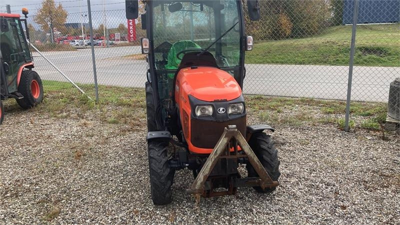 Kubota STW37 Kun 1145 timer - Kunnan traktori: kuva Kubota STW37 Kun 1145 timer - Kunnan traktori Kubota STW37 Kun 1145 timer - Kunnan traktori: kuva Kubota STW37 Kun 1145 timer - Kunnan traktori