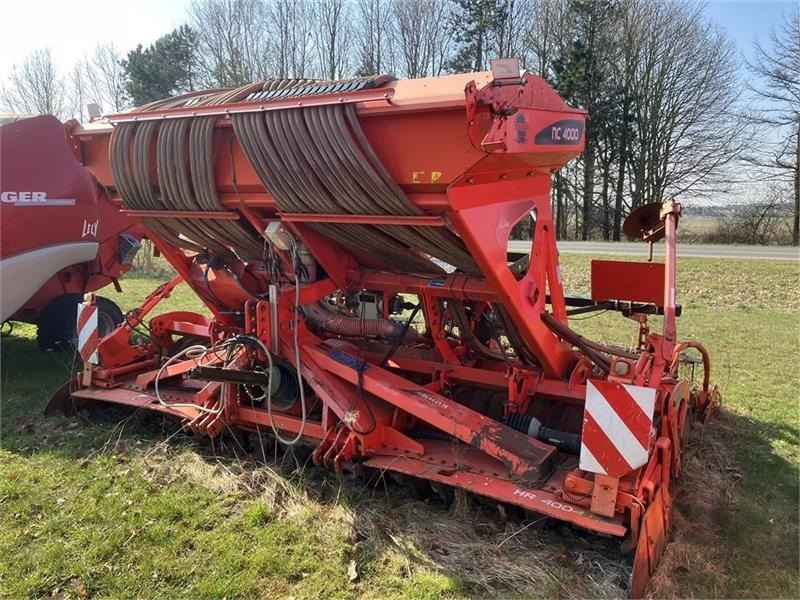 Kuhn Venta NC 4000 Combiliner - Kylvölannoitin: kuva Kuhn Venta NC 4000 Combiliner - Kylvölannoitin Kuhn Venta NC 4000 Combiliner - Kylvölannoitin: kuva Kuhn Venta NC 4000 Combiliner - Kylvölannoitin