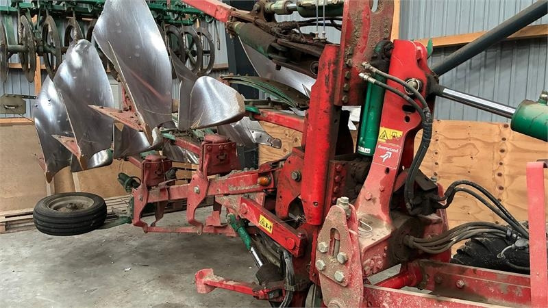 Kverneland PW100 Variomat 8 furet Med IP-pakker - Aura: kuva Kverneland PW100 Variomat 8 furet Med IP-pakker - Aura Kverneland PW100 Variomat 8 furet Med IP-pakker - Aura: kuva Kverneland PW100 Variomat 8 furet Med IP-pakker - Aura