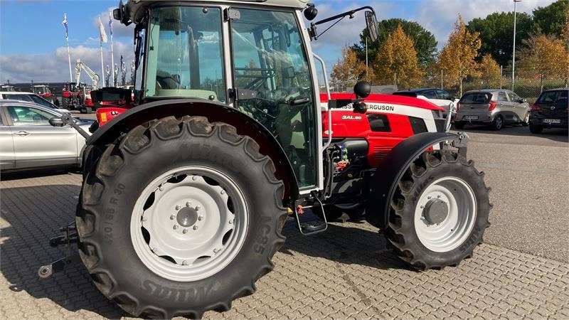 Massey Ferguson 3AL.95 Frontlift og PTO  - Traktori: kuva Massey Ferguson 3AL.95 Frontlift og PTO  - Traktori Massey Ferguson 3AL.95 Frontlift og PTO  - Traktori: kuva Massey Ferguson 3AL.95 Frontlift og PTO  - Traktori