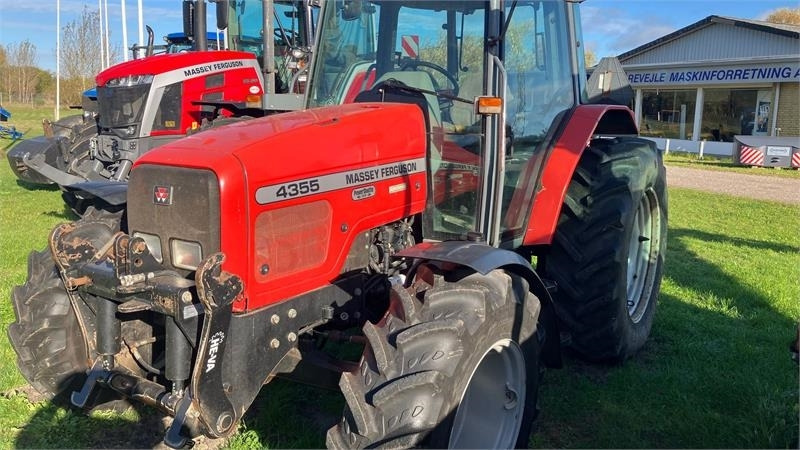 Massey Ferguson 4355 Power Shuttle 24-24  - Traktori: kuva Massey Ferguson 4355 Power Shuttle 24-24  - Traktori Massey Ferguson 4355 Power Shuttle 24-24  - Traktori: kuva Massey Ferguson 4355 Power Shuttle 24-24  - Traktori