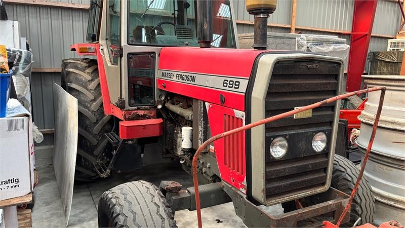 Massey Ferguson 699  - Traktori: kuva Massey Ferguson 699  - Traktori Massey Ferguson 699  - Traktori: kuva Massey Ferguson 699  - Traktori
