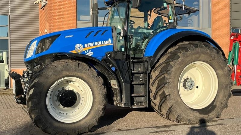 New Holland T7.315 HD AutoComand  - Traktori: kuva New Holland T7.315 HD AutoComand  - Traktori New Holland T7.315 HD AutoComand  - Traktori: kuva New Holland T7.315 HD AutoComand  - Traktori