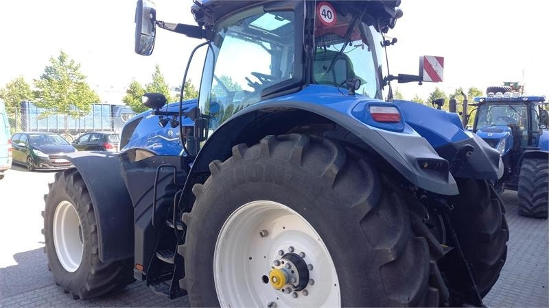 New Holland T7.315 HD - Traktori: kuva New Holland T7.315 HD - Traktori New Holland T7.315 HD - Traktori: kuva New Holland T7.315 HD - Traktori