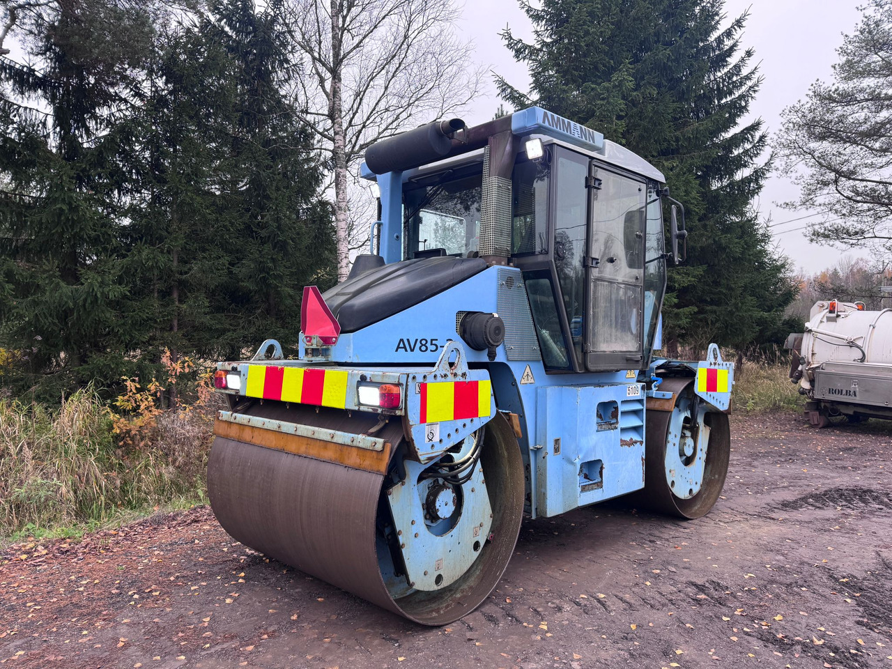 Ammann AV 85-2 - Tiejyrä: kuva  Ammann AV 85-2 - Tiejyrä Ammann AV 85-2 - Tiejyrä: kuva  Ammann AV 85-2 - Tiejyrä