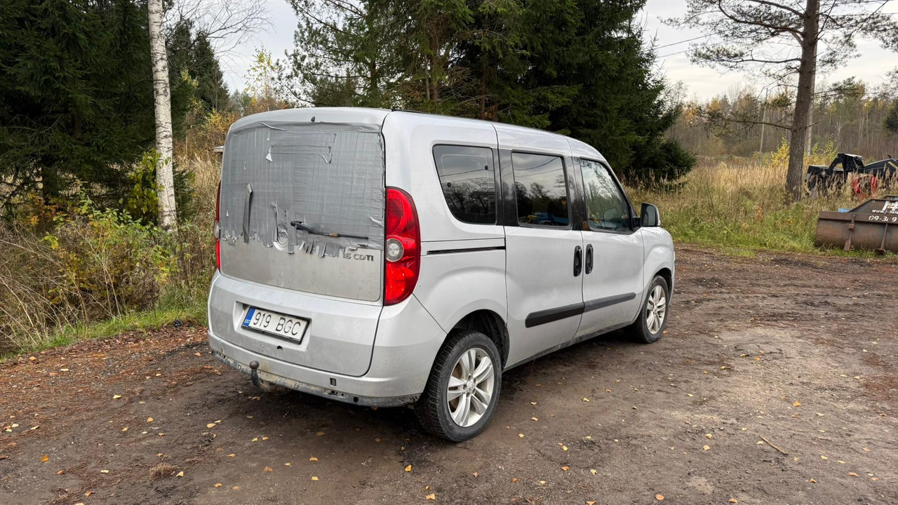 Opel Combo - Pieni pakettiauto: kuva Opel Combo - Pieni pakettiauto Opel Combo - Pieni pakettiauto: kuva Opel Combo - Pieni pakettiauto