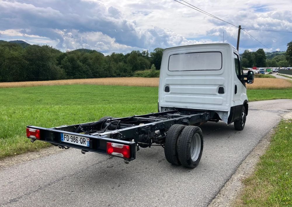 Iveco DAILY 35C14 ramo do zabudowy kiper wywrotka - Kuorma-auto alusta: kuva Iveco DAILY 35C14 ramo do zabudowy kiper wywrotka - Kuorma-auto alusta Iveco DAILY 35C14 ramo do zabudowy kiper wywrotka - Kuorma-auto alusta: kuva Iveco DAILY 35C14 ramo do zabudowy kiper wywrotka - Kuorma-auto alusta