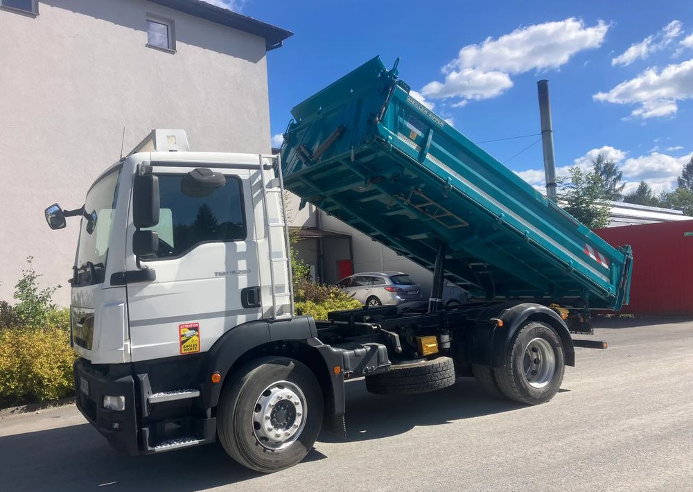 MAN MAN TGM 18.290 kiper MEILLER wywrotka blokada mostu - Kippiauto kuorma-auto: kuva MAN MAN TGM 18.290 kiper MEILLER wywrotka blokada mostu - Kippiauto kuorma-auto MAN MAN TGM 18.290 kiper MEILLER wywrotka blokada mostu - Kippiauto kuorma-auto: kuva MAN MAN TGM 18.290 kiper MEILLER wywrotka blokada mostu - Kippiauto kuorma-auto