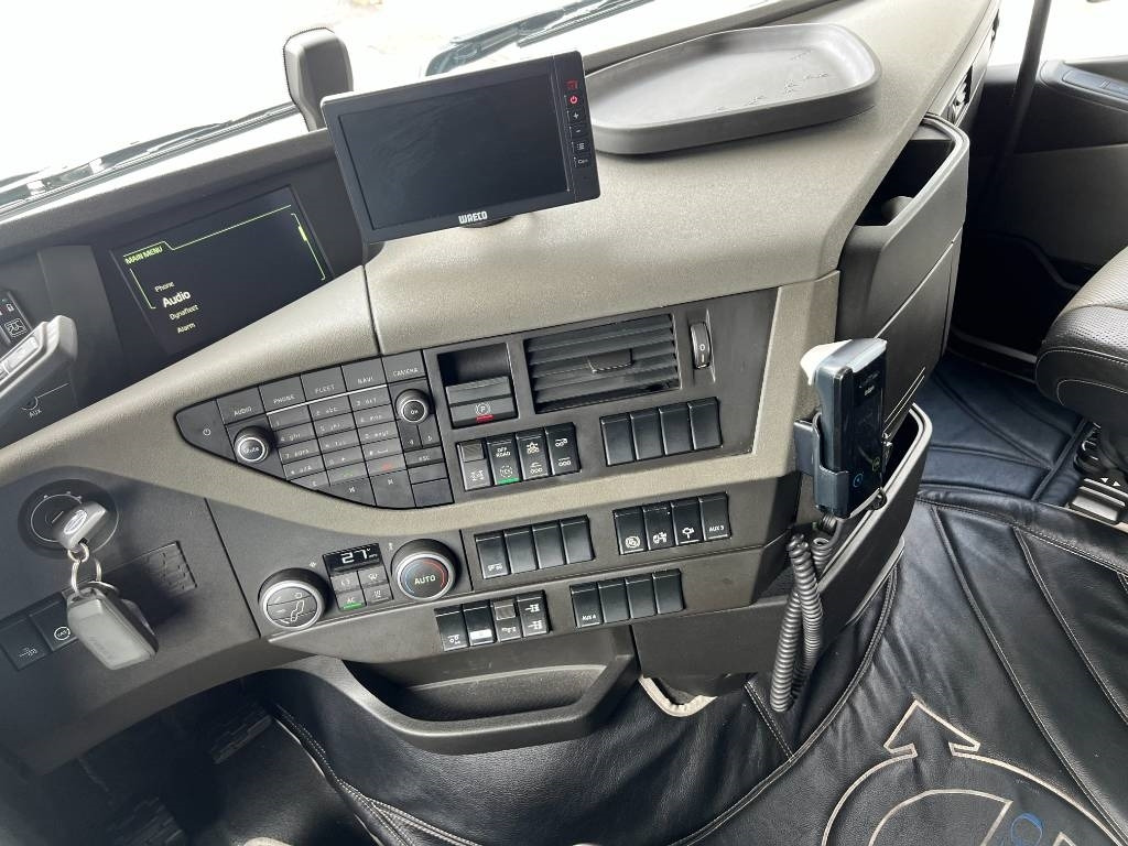 Kippiauto kuorma-auto Volvo FH 8*4: kuva Kippiauto kuorma-auto Volvo FH 8*4
