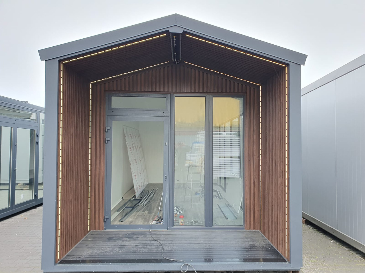 IDEX Premium Commercial Container Unit – Modern, Durable & Ready to Customize! Container with Terrace - Vaihtokori/ Kontti: kuva IDEX Premium Commercial Container Unit – Modern, Durable & Ready to Customize! Container with Terrace - Vaihtokori/ Kontti IDEX Premium Commercial Container Unit – Modern, Durable & Ready to Customize! Container with Terrace - Vaihtokori/ Kontti: kuva IDEX Premium Commercial Container Unit – Modern, Durable & Ready to Customize! Container with Terrace - Vaihtokori/ Kontti