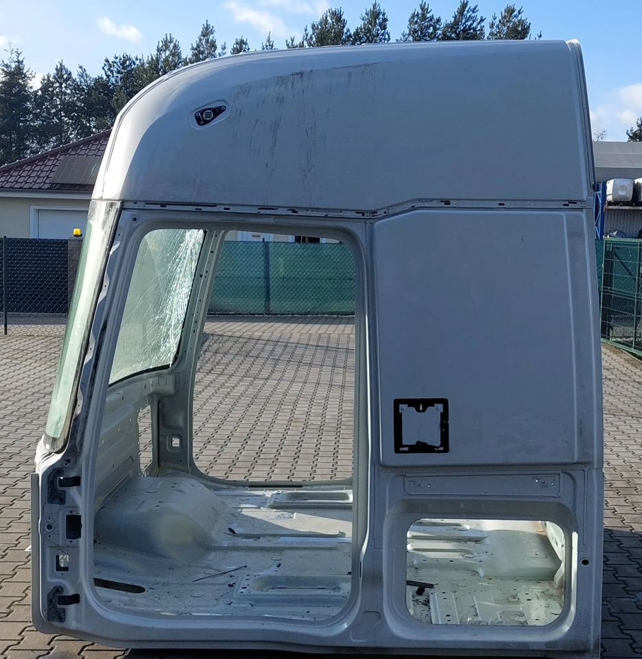 KABINA RENAULT GAMA T WYSOKA 2023R - Ohjaamo - Kuorma-auto: kuva KABINA RENAULT GAMA T WYSOKA 2023R - Ohjaamo - Kuorma-auto KABINA RENAULT GAMA T WYSOKA 2023R - Ohjaamo - Kuorma-auto: kuva KABINA RENAULT GAMA T WYSOKA 2023R - Ohjaamo - Kuorma-auto