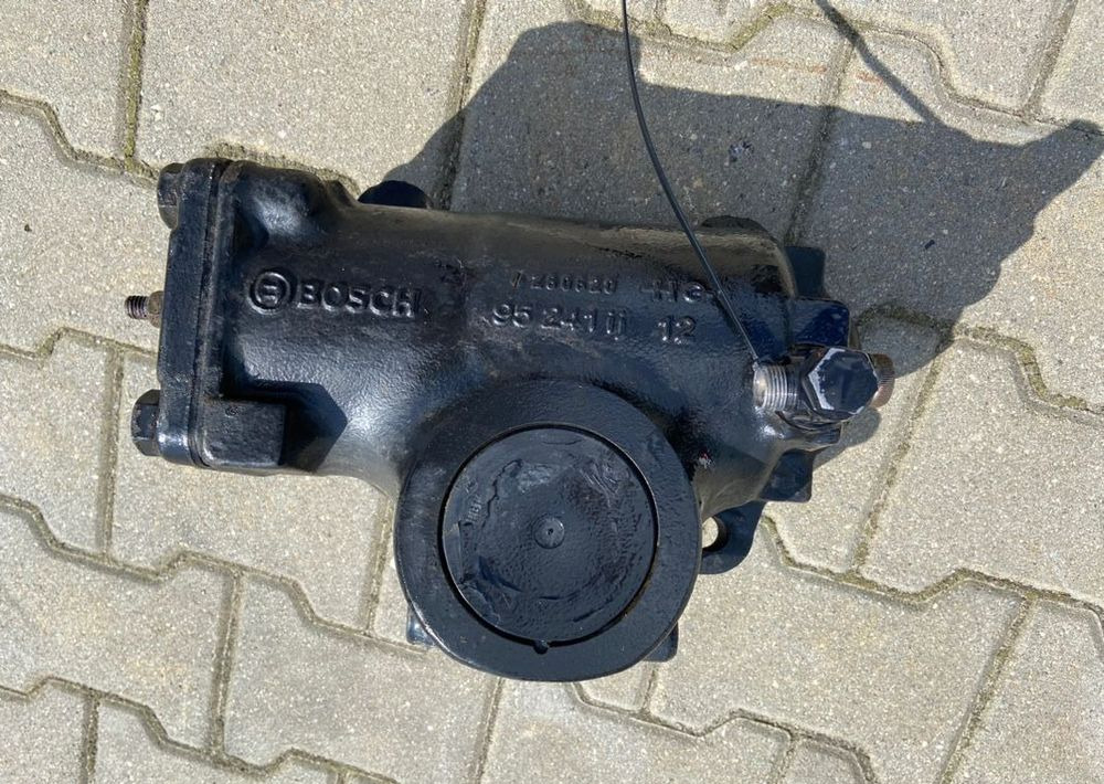 Kolumna kierownicza MAN TGL TGM TG 3 euro 6 przekładnia - Ohjausvaihde - Kuorma-auto: kuva  Kolumna kierownicza MAN TGL TGM TG 3 euro 6 przekładnia - Ohjausvaihde - Kuorma-auto Kolumna kierownicza MAN TGL TGM TG 3 euro 6 przekładnia - Ohjausvaihde - Kuorma-auto: kuva  Kolumna kierownicza MAN TGL TGM TG 3 euro 6 przekładnia - Ohjausvaihde - Kuorma-auto
