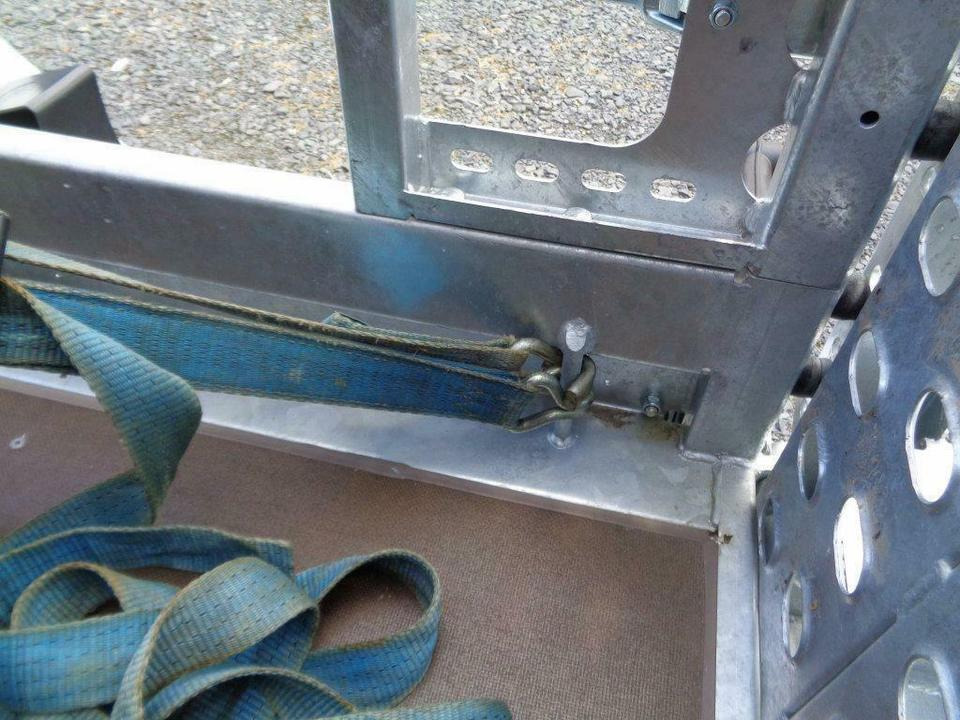 Koneenkuljetusvaunu Böckmann, PKW-Anhänger, Baumaschinentransporter, 3,5 to. 100 km/h: kuva Koneenkuljetusvaunu Böckmann, PKW-Anhänger, Baumaschinentransporter, 3,5 to. 100 km/h