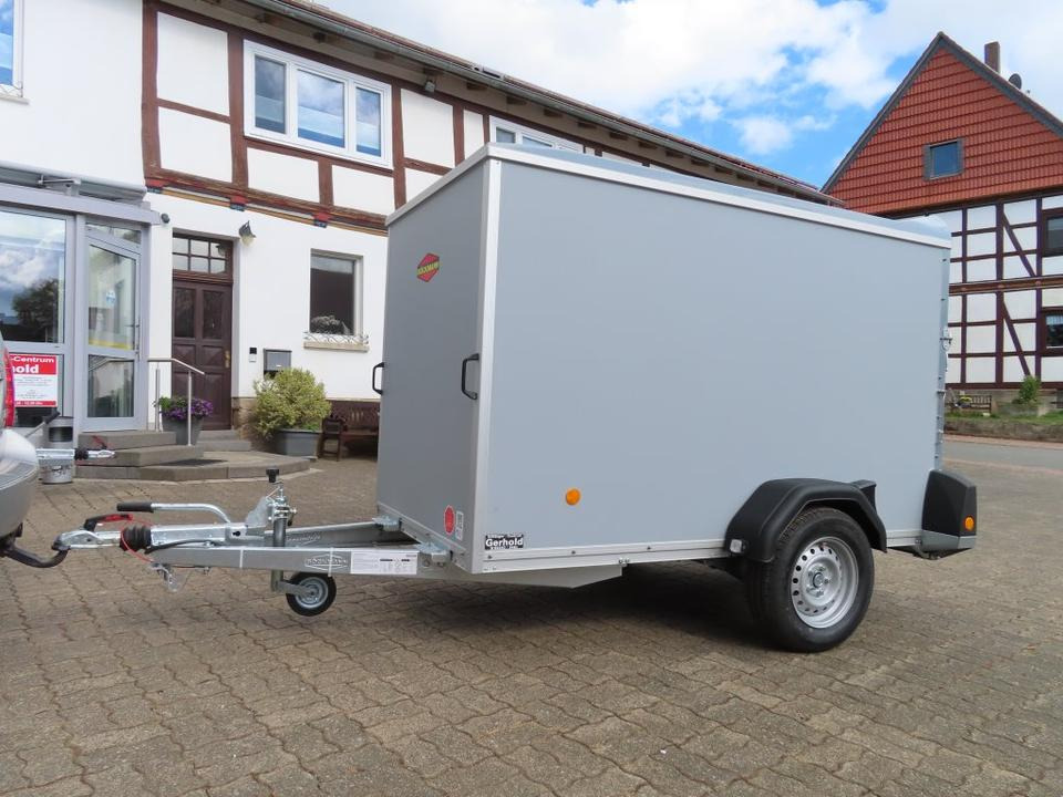 Böckmann PKW-Anhänger Koffer KT2513/135 F Tür-Rampekombination - Umpikori perävaunu: kuva Böckmann PKW-Anhänger Koffer KT2513/135 F Tür-Rampekombination - Umpikori perävaunu Böckmann PKW-Anhänger Koffer KT2513/135 F Tür-Rampekombination - Umpikori perävaunu: kuva Böckmann PKW-Anhänger Koffer KT2513/135 F Tür-Rampekombination - Umpikori perävaunu