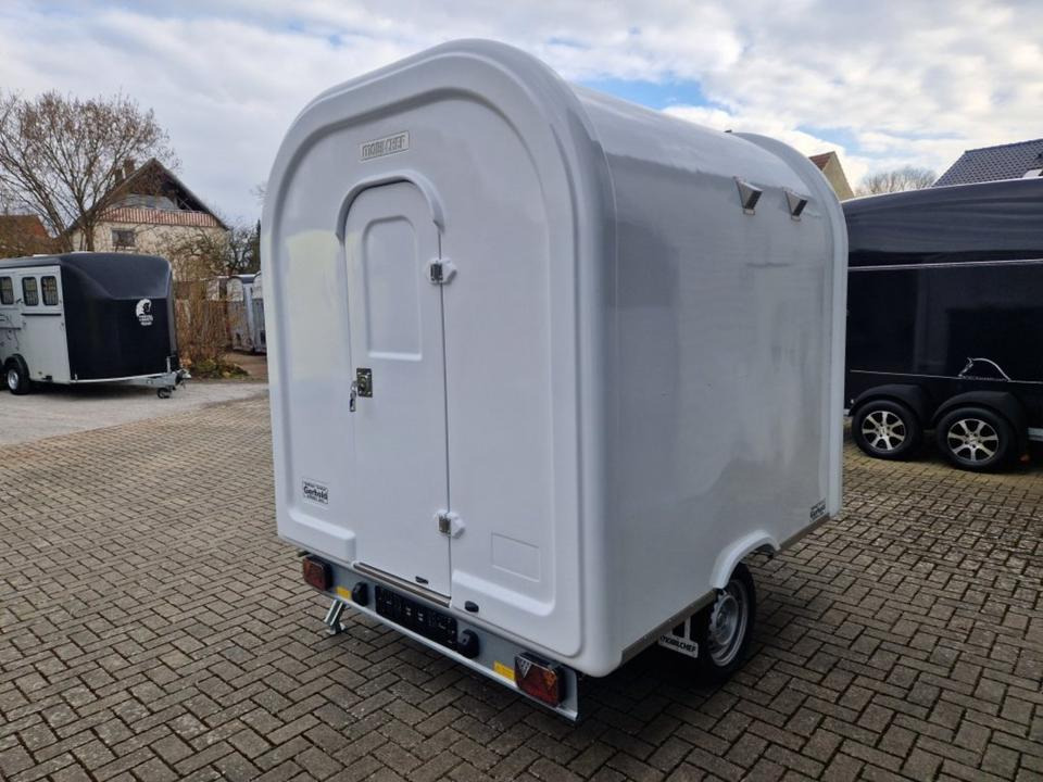 PKW-Anhänger Food-Trailer Verkaufsanhänger Imbiss Grill Friteuse - Myyntivaunu: kuva PKW-Anhänger Food-Trailer Verkaufsanhänger Imbiss Grill Friteuse - Myyntivaunu PKW-Anhänger Food-Trailer Verkaufsanhänger Imbiss Grill Friteuse - Myyntivaunu: kuva PKW-Anhänger Food-Trailer Verkaufsanhänger Imbiss Grill Friteuse - Myyntivaunu