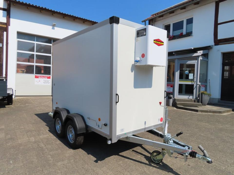PKW Kühlanhänger, Böckmann, Kühlkoffer,2,7 to. - Refrigeraattori perävaunu: kuva PKW Kühlanhänger, Böckmann, Kühlkoffer,2,7 to. - Refrigeraattori perävaunu PKW Kühlanhänger, Böckmann, Kühlkoffer,2,7 to. - Refrigeraattori perävaunu: kuva PKW Kühlanhänger, Böckmann, Kühlkoffer,2,7 to. - Refrigeraattori perävaunu