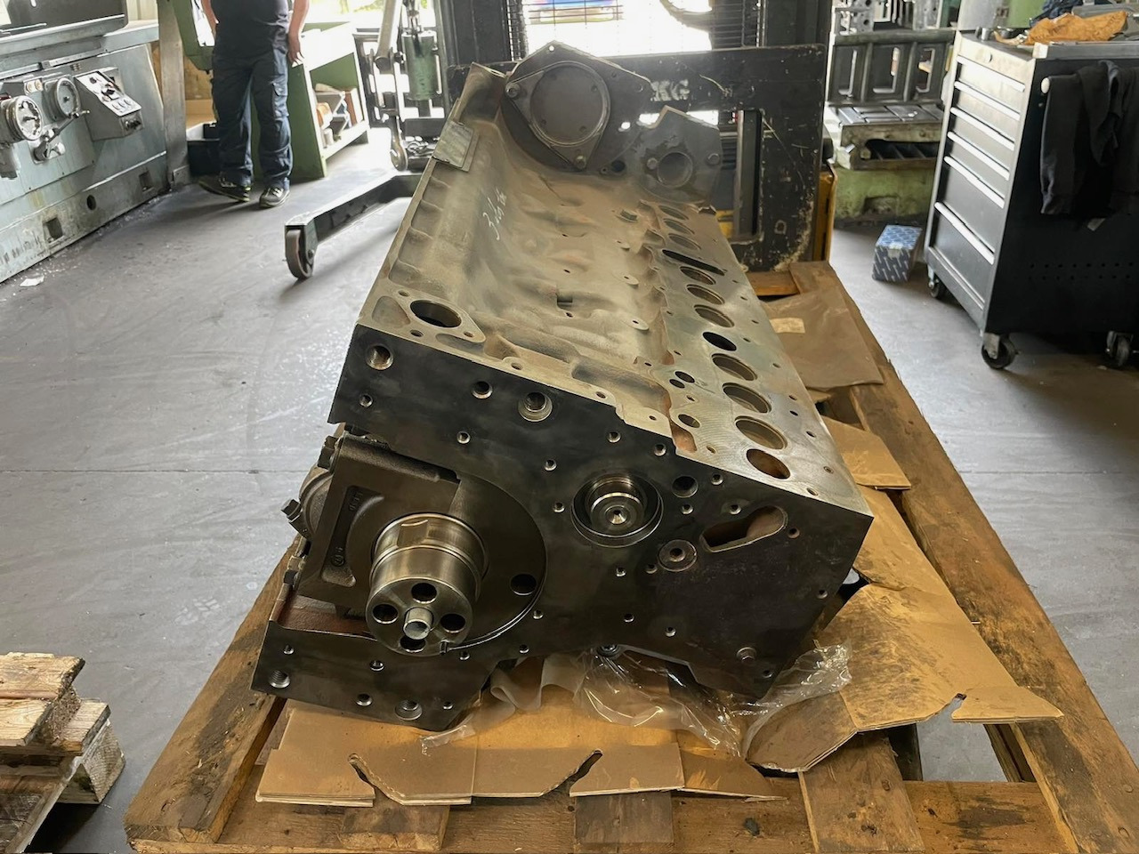 Deutz TCD 2012 L06 2V remanufactured short engine - Moottori - Teollisuuden kone: kuva Deutz TCD 2012 L06 2V remanufactured short engine - Moottori - Teollisuuden kone Deutz TCD 2012 L06 2V remanufactured short engine - Moottori - Teollisuuden kone: kuva Deutz TCD 2012 L06 2V remanufactured short engine - Moottori - Teollisuuden kone