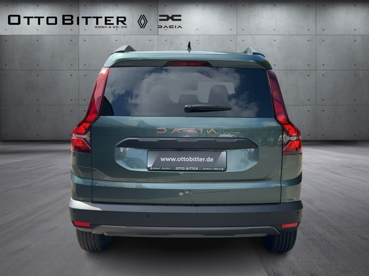 Dacia Jogger Extreme TCe110 5-Sitze CITY-PAKET/NAVI - Farmari: kuva Dacia Jogger Extreme TCe110 5-Sitze CITY-PAKET/NAVI - Farmari Dacia Jogger Extreme TCe110 5-Sitze CITY-PAKET/NAVI - Farmari: kuva Dacia Jogger Extreme TCe110 5-Sitze CITY-PAKET/NAVI - Farmari