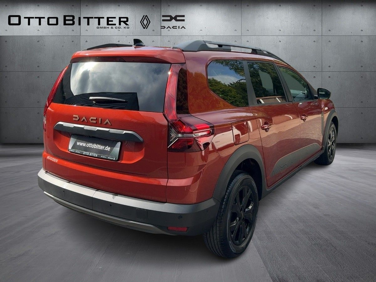 Dacia Jogger Extreme TCe110 5-Sitze CITY-PAKET/NAVI - Farmari: kuva Dacia Jogger Extreme TCe110 5-Sitze CITY-PAKET/NAVI - Farmari Dacia Jogger Extreme TCe110 5-Sitze CITY-PAKET/NAVI - Farmari: kuva Dacia Jogger Extreme TCe110 5-Sitze CITY-PAKET/NAVI - Farmari