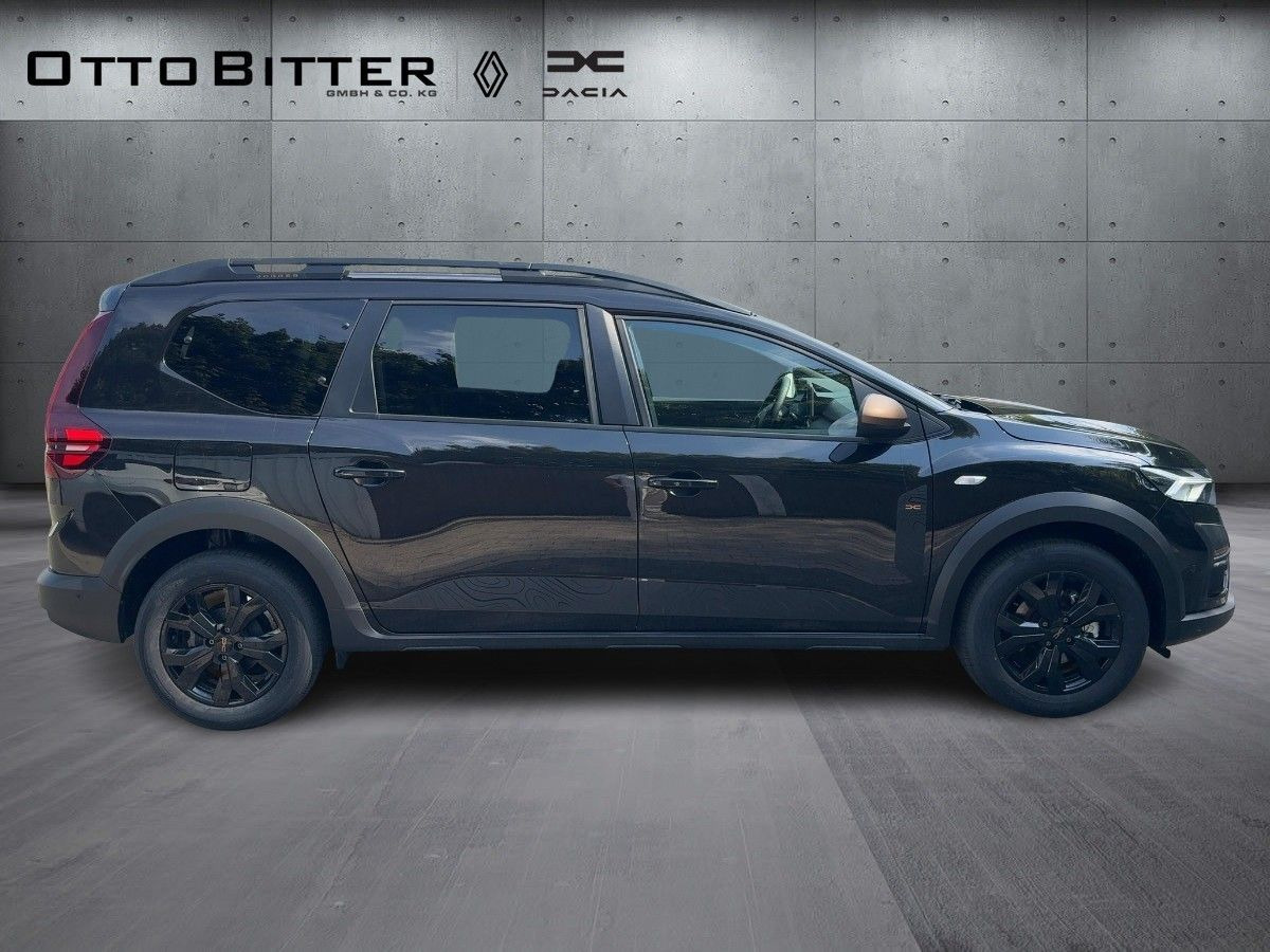 Dacia Jogger Extreme TCe110 7-Sitze CITY-PAKET/NAVI - Farmari: kuva Dacia Jogger Extreme TCe110 7-Sitze CITY-PAKET/NAVI - Farmari Dacia Jogger Extreme TCe110 7-Sitze CITY-PAKET/NAVI - Farmari: kuva Dacia Jogger Extreme TCe110 7-Sitze CITY-PAKET/NAVI - Farmari