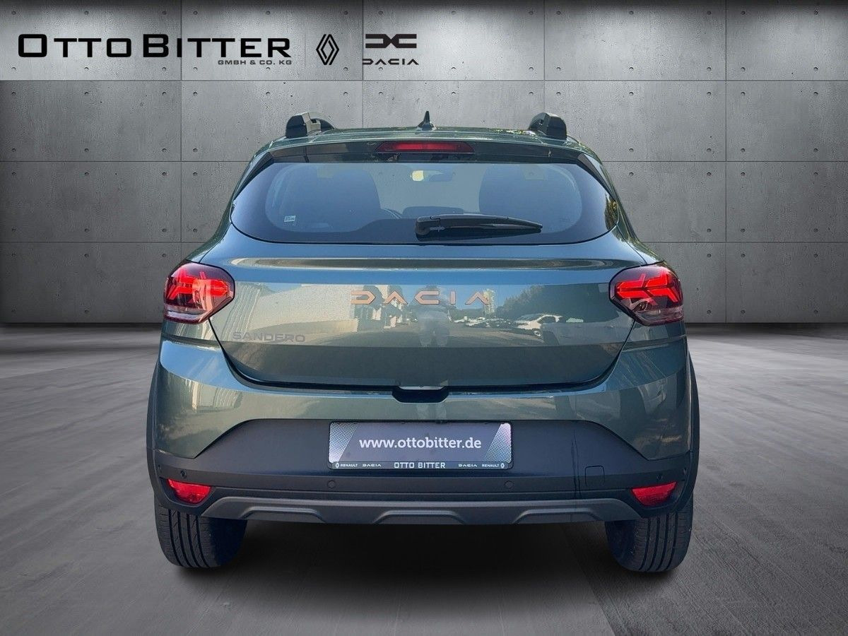 Dacia Sandero Stepway Extreme TCe110 CITY-PAKET/NAVI - Sedan: kuva Dacia Sandero Stepway Extreme TCe110 CITY-PAKET/NAVI - Sedan Dacia Sandero Stepway Extreme TCe110 CITY-PAKET/NAVI - Sedan: kuva Dacia Sandero Stepway Extreme TCe110 CITY-PAKET/NAVI - Sedan