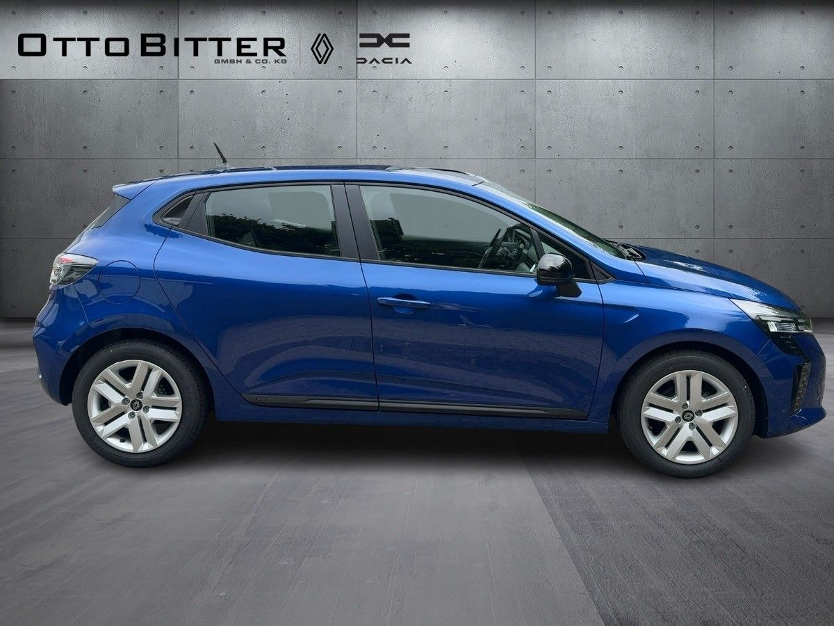 Renault Clio Evolution ECO-G 100 FLÜSSIGGAS KAMERA - Sedan: kuva Renault Clio Evolution ECO-G 100 FLÜSSIGGAS KAMERA - Sedan Renault Clio Evolution ECO-G 100 FLÜSSIGGAS KAMERA - Sedan: kuva Renault Clio Evolution ECO-G 100 FLÜSSIGGAS KAMERA - Sedan
