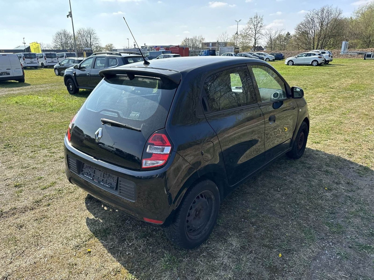 Renault Twingo Life SCe70 KLIMA - Henkilöauto: kuva Renault Twingo Life SCe70 KLIMA - Henkilöauto Renault Twingo Life SCe70 KLIMA - Henkilöauto: kuva Renault Twingo Life SCe70 KLIMA - Henkilöauto