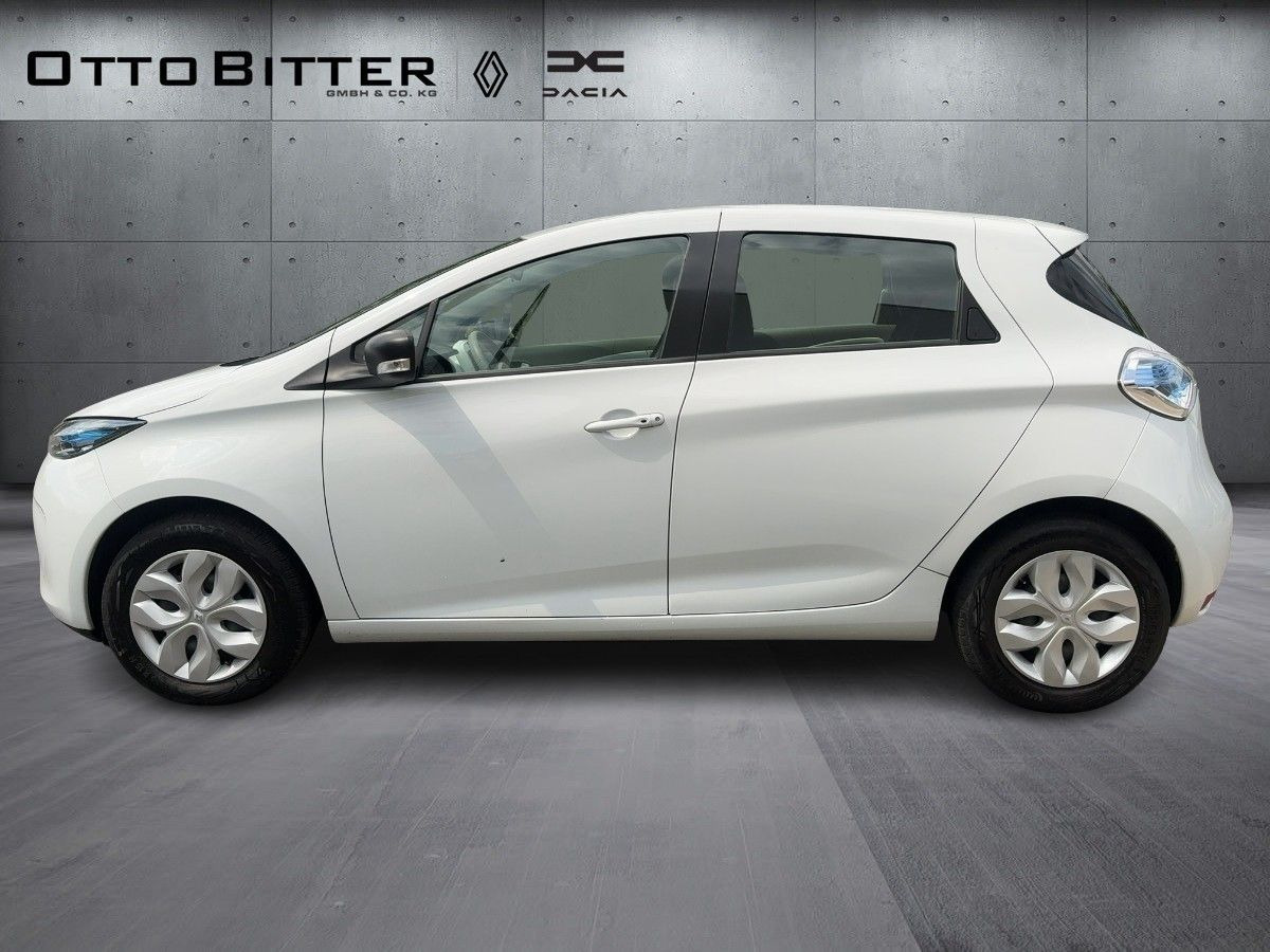 Renault ZOE LIFE Batteriemiete Z.E.40 (41kWh) - Henkilöauto: kuva Renault ZOE LIFE Batteriemiete Z.E.40 (41kWh) - Henkilöauto Renault ZOE LIFE Batteriemiete Z.E.40 (41kWh) - Henkilöauto: kuva Renault ZOE LIFE Batteriemiete Z.E.40 (41kWh) - Henkilöauto