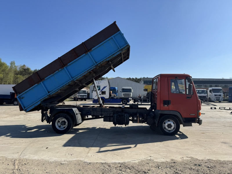 DAF 45 ATI 160 (FULL STEEL SUSPENSION / MANUAL PUMP / EURO 2) - Kippiauto kuorma-auto: kuva DAF 45 ATI 160 (FULL STEEL SUSPENSION / MANUAL PUMP / EURO 2) - Kippiauto kuorma-auto DAF 45 ATI 160 (FULL STEEL SUSPENSION / MANUAL PUMP / EURO 2) - Kippiauto kuorma-auto: kuva DAF 45 ATI 160 (FULL STEEL SUSPENSION / MANUAL PUMP / EURO 2) - Kippiauto kuorma-auto